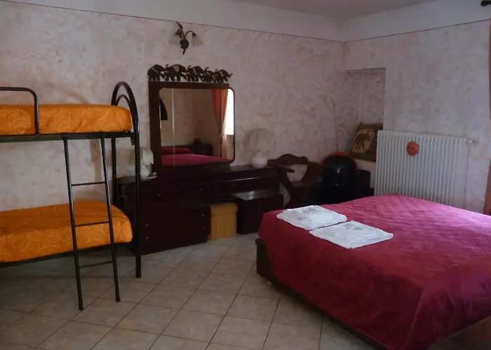 L\'Elefantino - Bed And Book