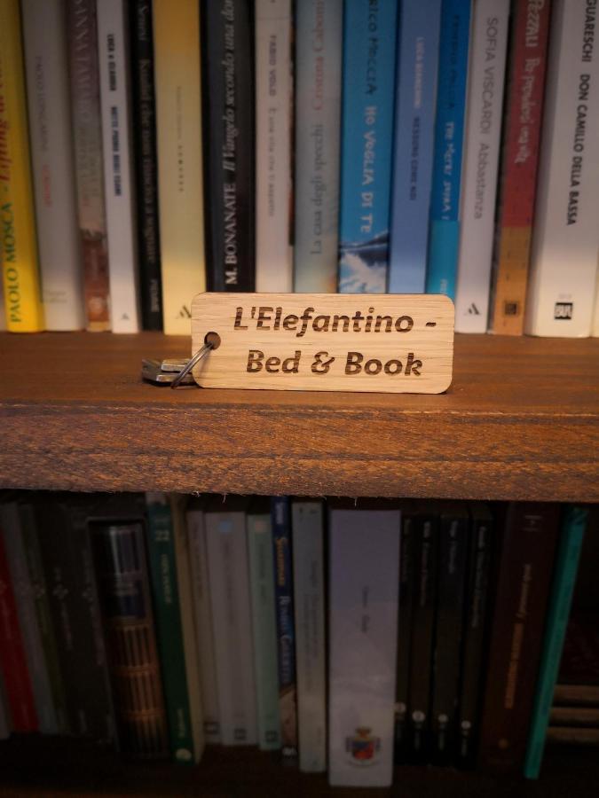 Frühstückspension L'elefantino - Bed And Book